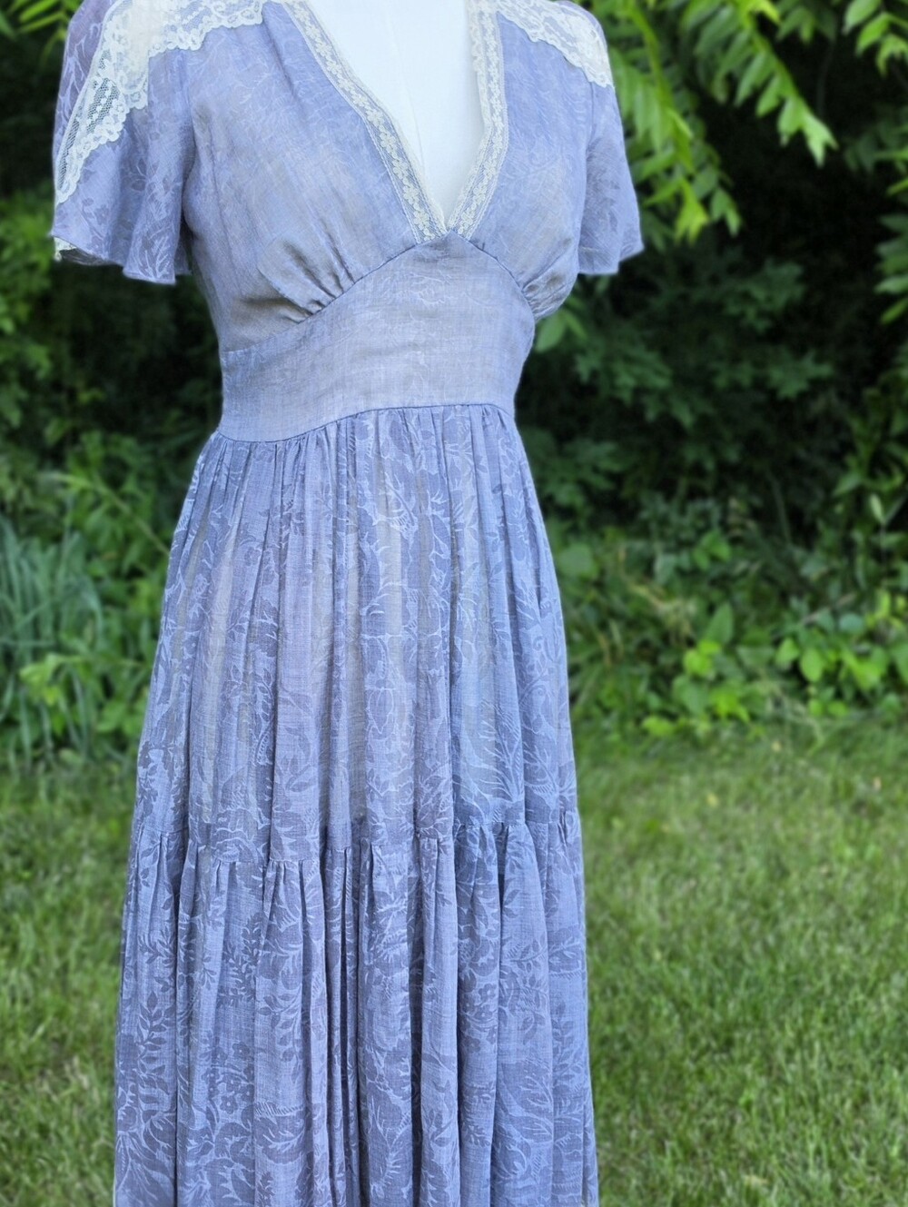 GUNNE SAX lace Trim Floral Midi Dress - Picture 5 of 11